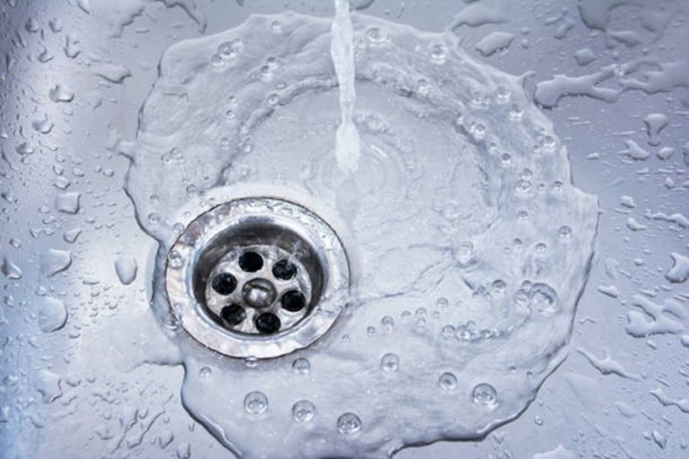 Function and Cleaning of a Sink Overflow Hole