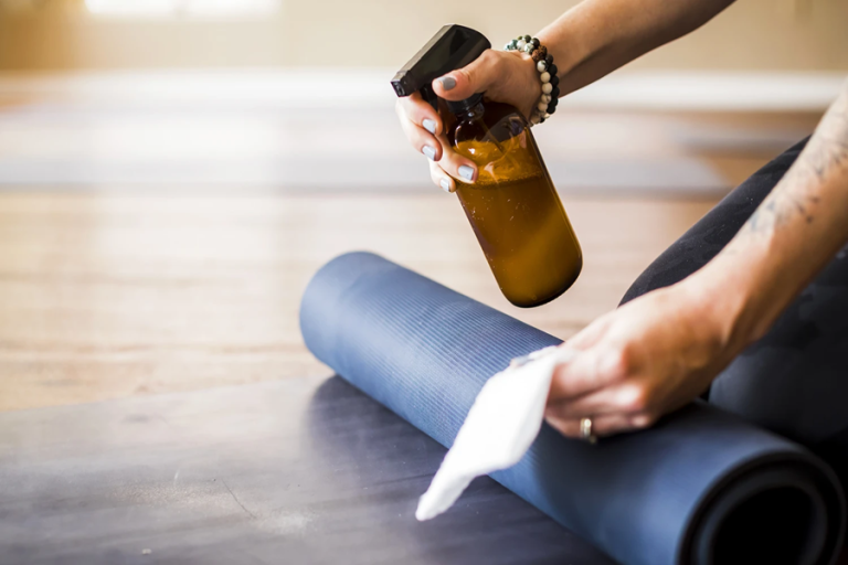 How to Clean Yoga Mat